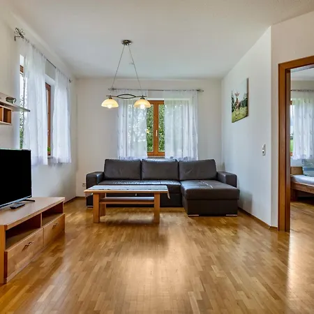 Drei-maedelhaus Ambs 2